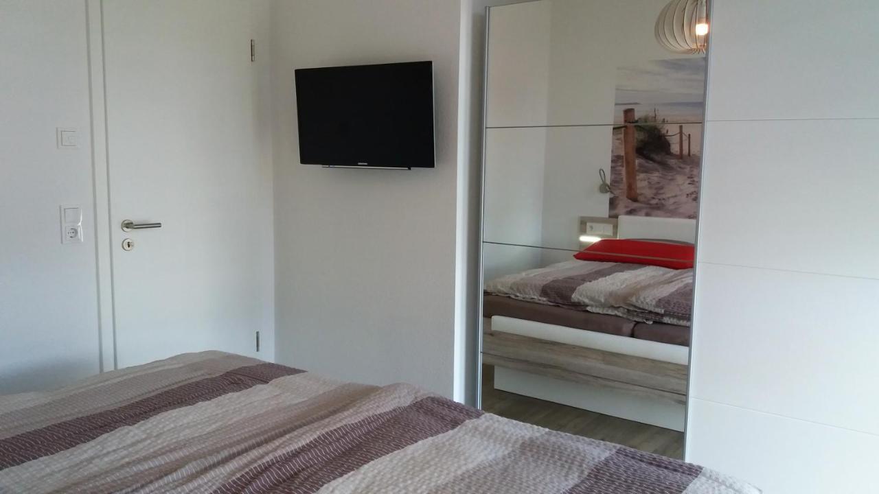 Ferienwohnung Auszeit Glowe Esterno foto